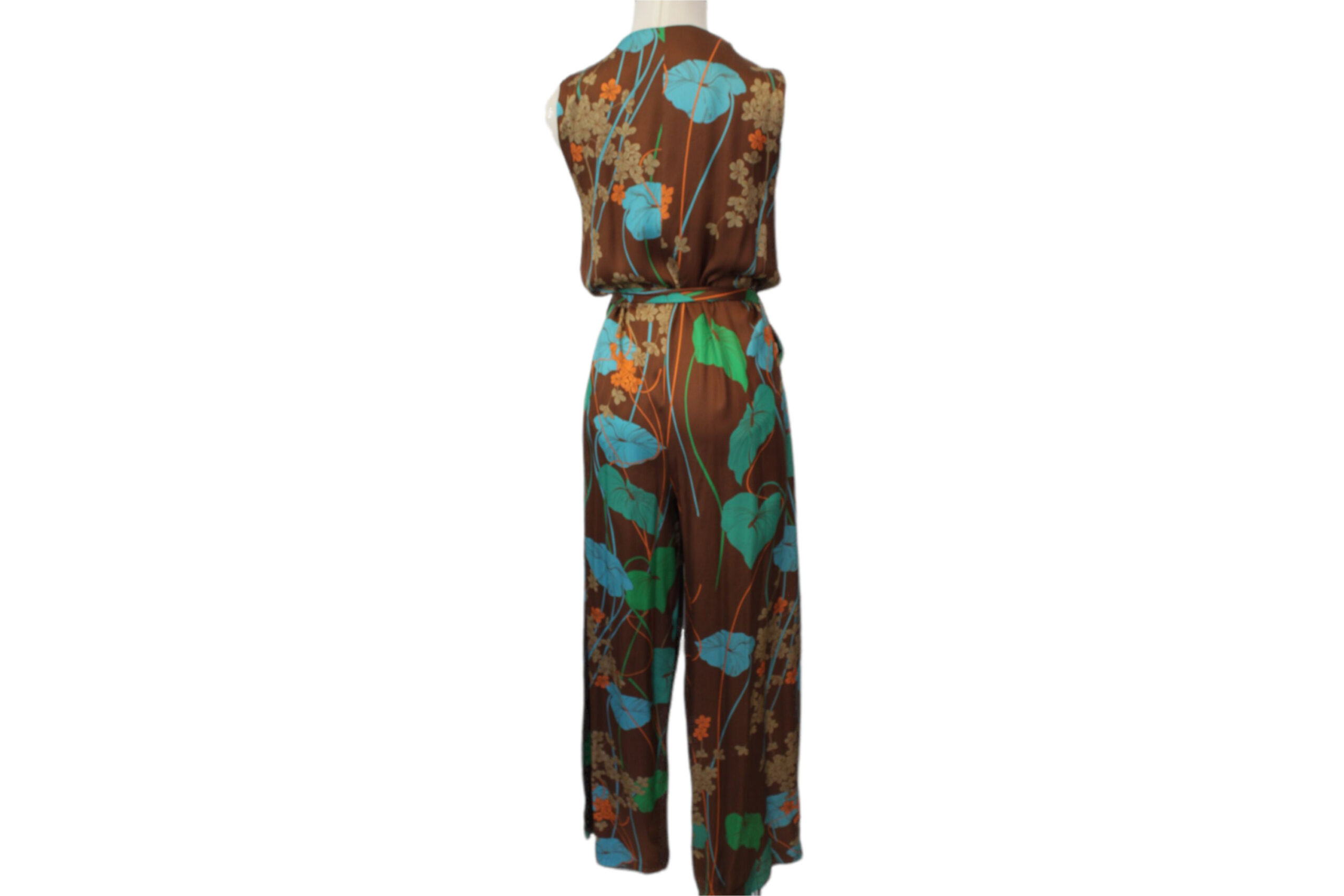 Mono estampado escote pico